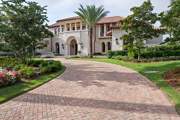 Reasons to Select Us for Your Driveway Paving Requirements in Island Walk, FL